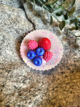 Load image into Gallery viewer, Frosted Berries Wax Melt Tart
